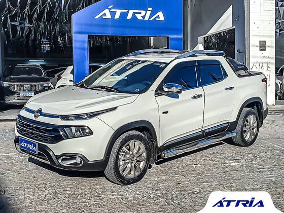 FIAT TORO 2.0 16V TURBO DIESEL RANCH 4WD AT9 FIAT TORO 2.0 16V TURBO DIESEL RANCH 4WD AT9